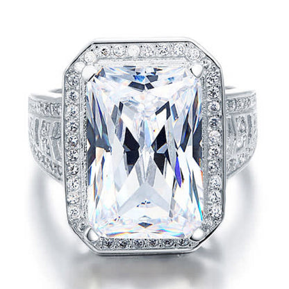 Beautiful Zopius Simulated Diamond Ring Size 7 / O - 925 Sterling Silver
