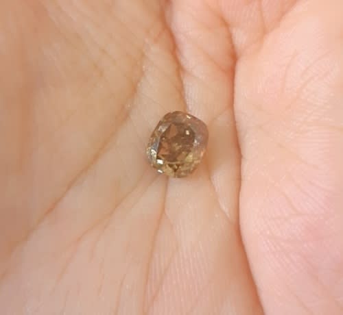 SPARKLING!**IGL CERTIFIED $13500**2.54CT ENHANCED NATURAL FANCY VIVID YELLOWISH BROWN DIAMOND Si2+-