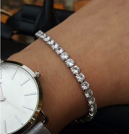 Elegant White Gold plated Engagement Tennis Bracelet - With Ice White Simulated Stones - Size 17cm