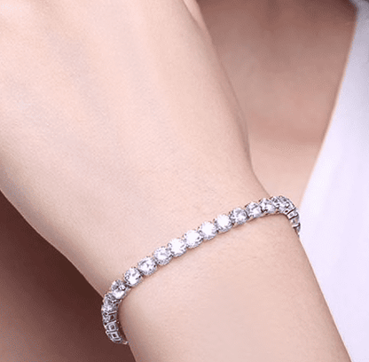 Elegant White Gold plated Engagement Tennis Bracelet - With Ice White Simulated Stones - Size 17cm